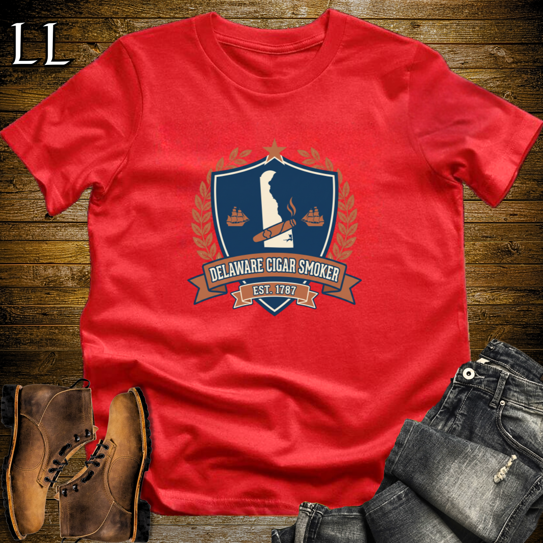 Delaware Cigar Smoker Shield T-Shirt Red | Cigar Crest Gift Tee